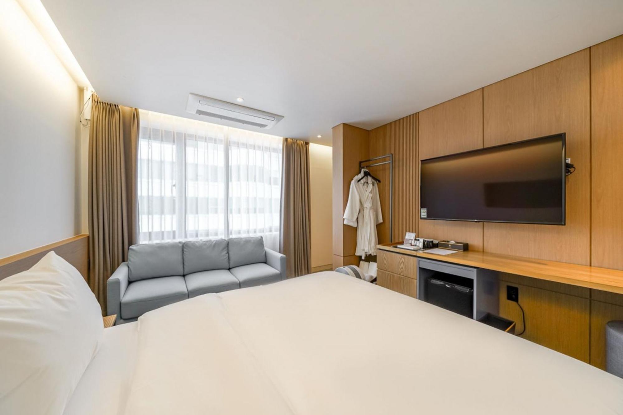 Haeundae Thevan Hotel Busan Buitenkant foto