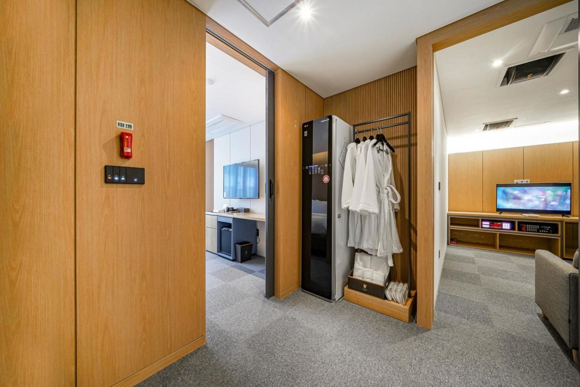 Haeundae Thevan Hotel Busan Buitenkant foto